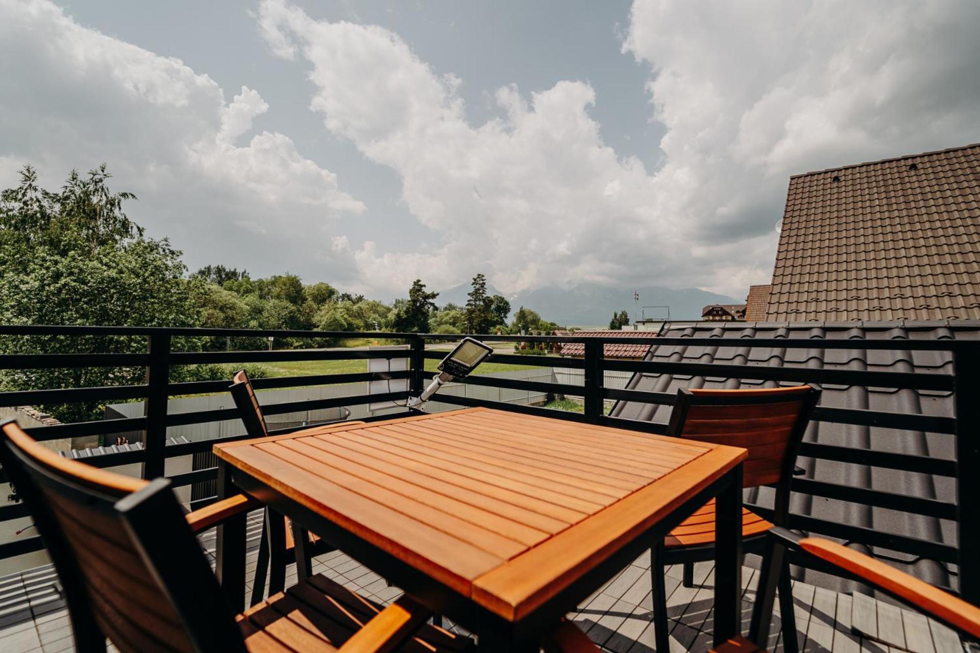Alavia Residence Vel'ka Lomnica Dış mekan fotoğraf